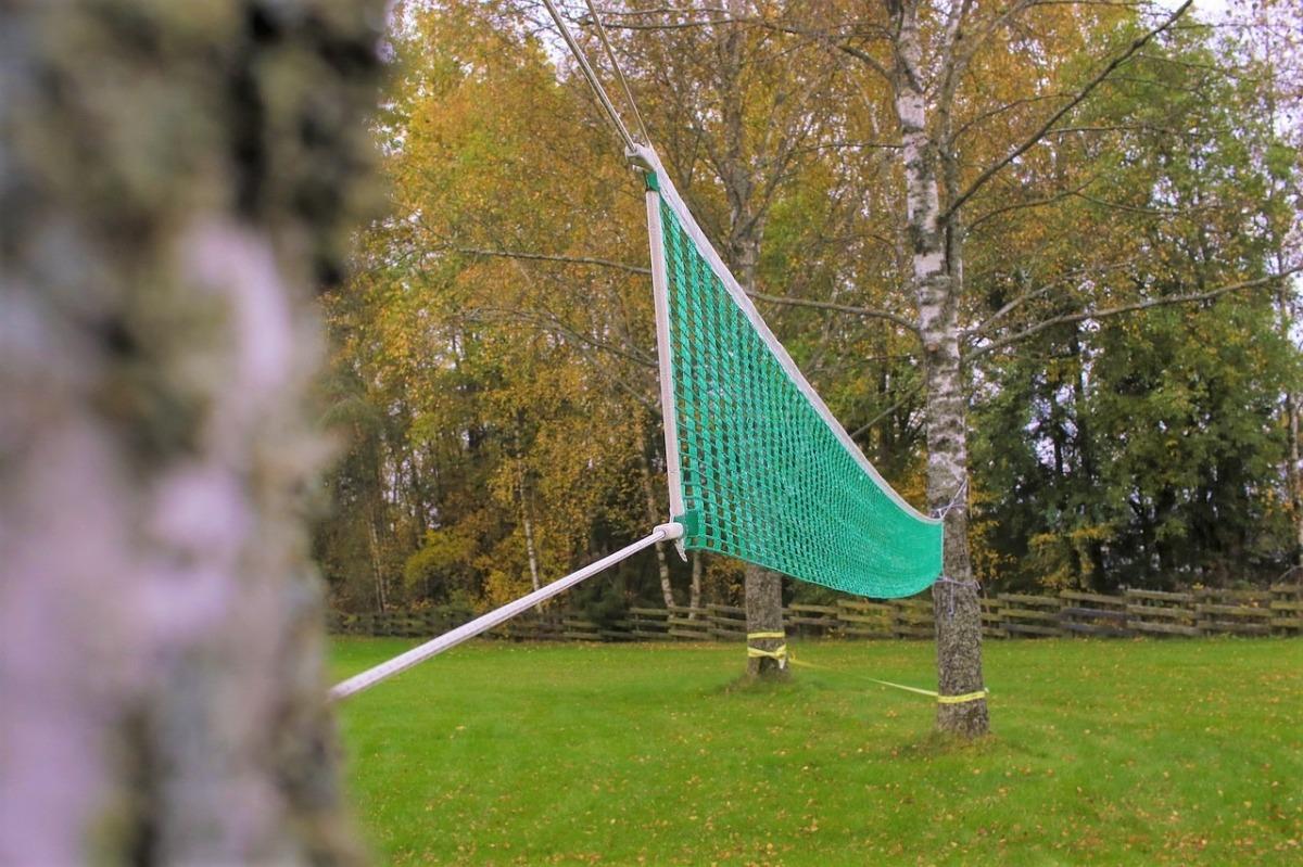 Yard game net for family reunion activites.